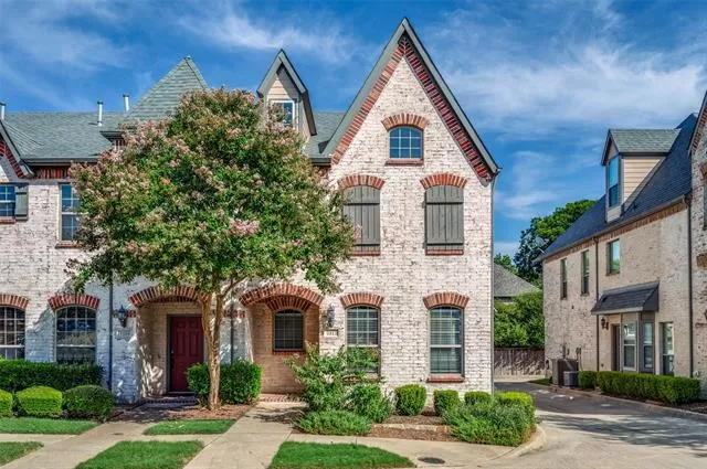 MLS: 21021337 Condo For Sale