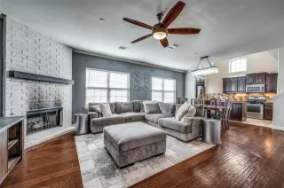 Photo #2: 21021337 Listing 