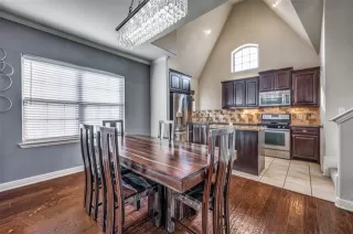 Photo #5: 21021337 Listing 