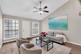 Photo #4: 21021997 Listing 