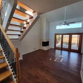 Photo #6: 21022067 Listing