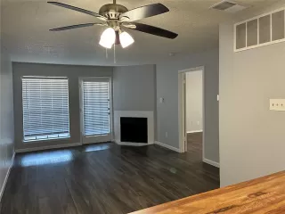 Photo #5: 21022341 Listing 