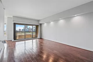 Photo #4: 21022354 Listing