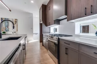 Photo #6: 21022848 Listing 