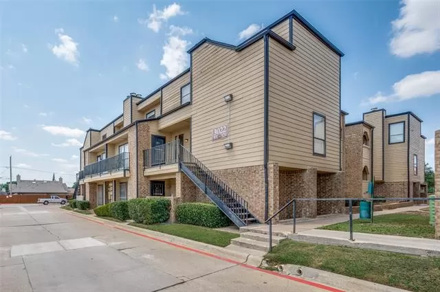 MLS: 21023681 Condo For Sale