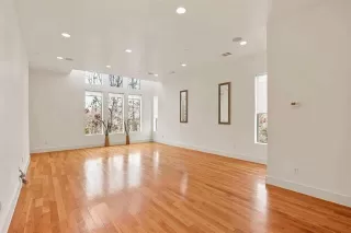 Photo #5: 21025075 Listing 