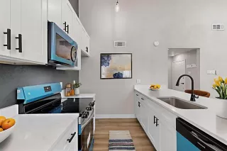 Photo #2: 21025137 Listing 