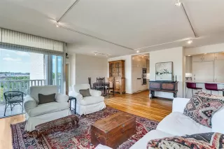 Photo #5: 21025362 Listing