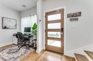 Photo #3: 21025623 Listing