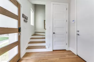 Photo #5: 21025623 Listing