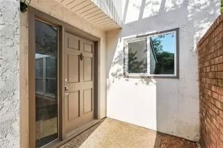 Photo #4: 21025751 Listing