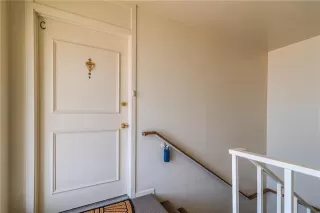 Photo #5: 21025997 Listing 