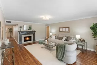 Photo #5: 21026040 Listing