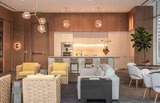 Photo #5: 21026818 Listing