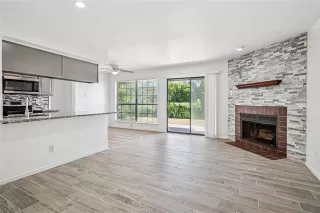 Photo #4: 21028623 Listing 