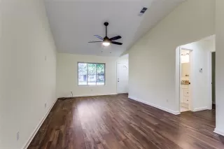 Photo #3: 21028837 Listing 