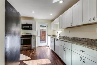 Photo #5: 21028837 Listing 