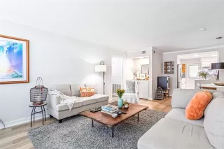 Photo #4: 21030087 Listing 