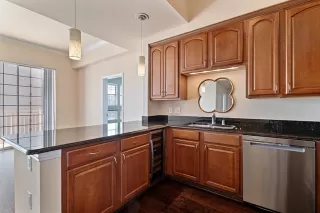 Photo #6: 21030232 Listing 