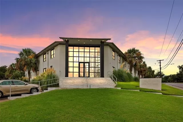 MLS: 21030374 Condo For Sale