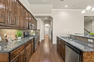Photo #4: 21030425 Listing 