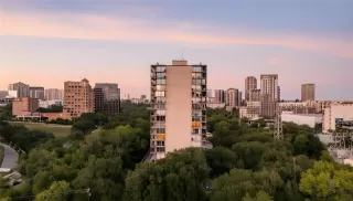 More Details about MLS # 21030451 : 3310 FAIRMOUNT STREET #7D