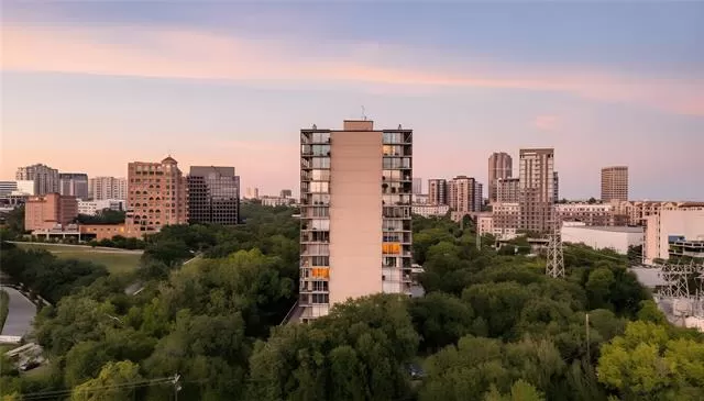 MLS: 21030451 Condo For Sale