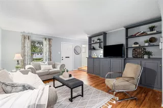 More Details about MLS # 21030893 : 4953 N HALL STREET