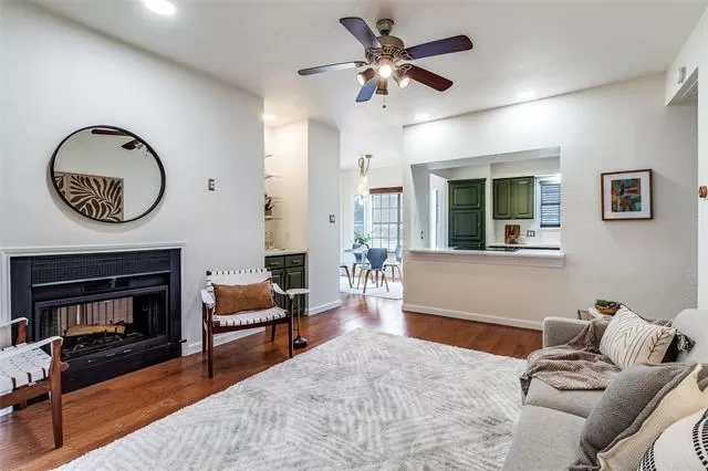 MLS: 21031000 Condo For Sale