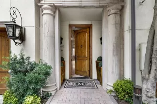 Photo #6: 21031955 Listing 