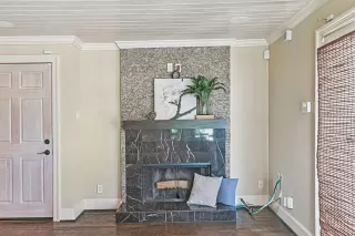 Photo #3: 21031989 Listing 