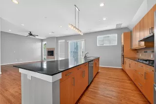 Photo #6: 21032080 Listing 