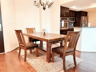 Photo #5: 21032197 Listing