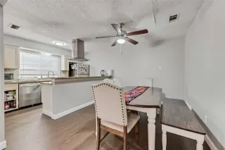 Photo #2: 21032207 Listing 