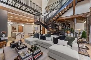 Photo #2: 21032368 Listing 