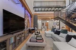 Photo #3: 21032368 Listing 