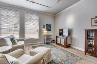 Photo #2: 21033761 Listing