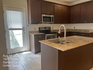 Photo #4: 21034093 Listing 