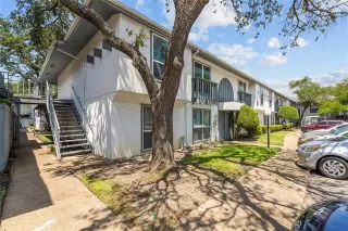 Photo #2: 21034757 Listing 