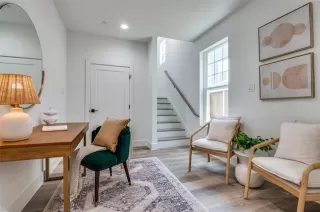 Photo #4: 21034848 Listing