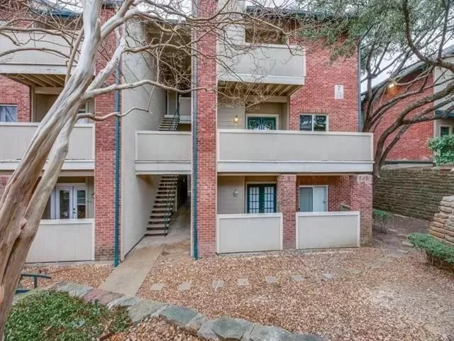 MLS: 21034871 Condo For Sale