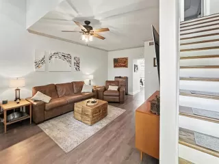 Photo #2: 21035079 Listing 