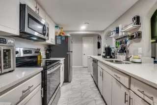 Photo #5: 21035095 Listing 