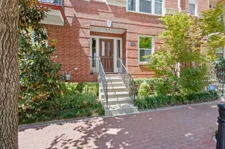 Photo #3: 21035302 Listing 