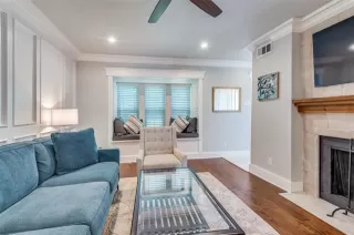 Photo #6: 21035782 Listing 