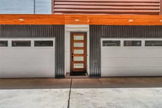 Photo #4: 21035812 Listing