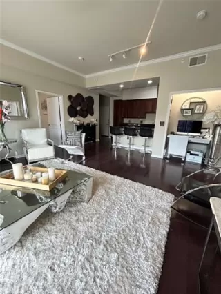 Photo #3: 21035882 Listing 