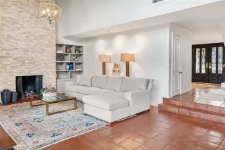 Photo #4: 21036224 Listing 