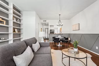 Photo #4: 21036269 Listing