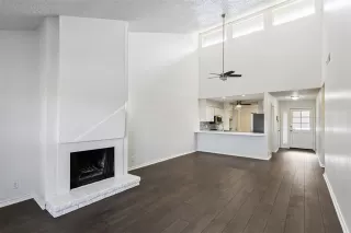 Photo #2: 21036330 Listing 